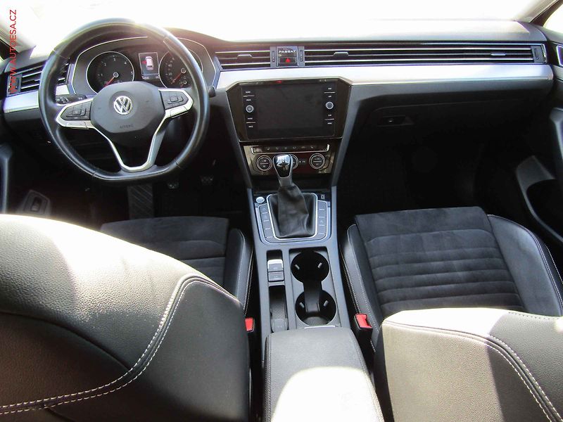 Volkswagen Passat (2020) 2.0TDI, ČR, LED, navi - fotka 8 z 18