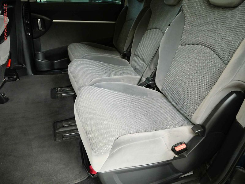 Peugeot 807 (2009) 2.0 HDI, AC, výhřev sed. - fotka 11 z 15