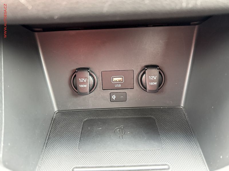 Hyundai i30 (2023) 1.0 T-GDi, ČR, Smart - fotka 16 z 18