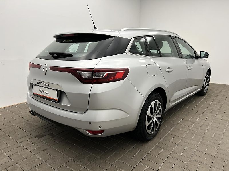 Renault Mégane 1.3 TCe - fotka 2 z 24