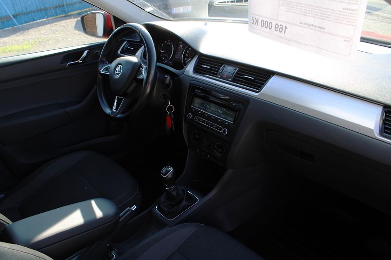 Škoda Rapid (2013) 1,2TSI KLIMA EL.OKNA ESP ALU - fotka 14 z 16