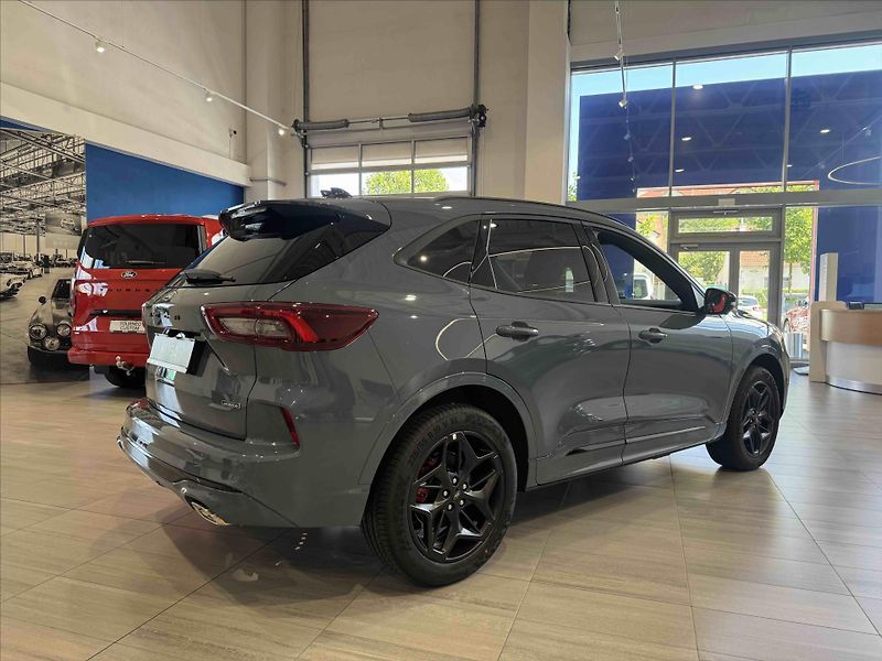 Ford Kuga (2026) 2,5 PHEV eCVT  BlueCruise edit - fotka 5 z 18