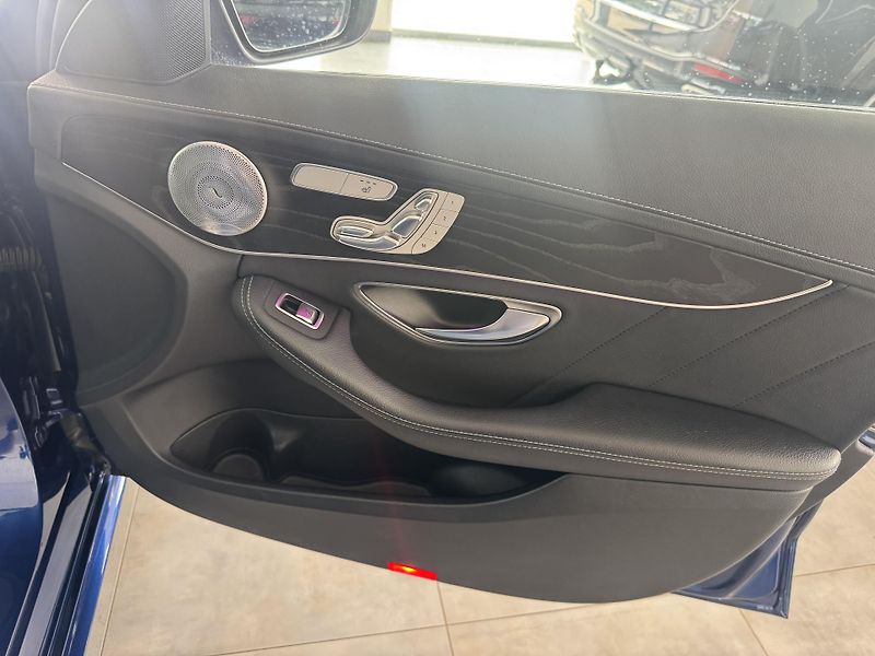 Mercedes-Benz Třídy C (2019) C200 4M AMG LED PANORAMA - fotka 26 z 29