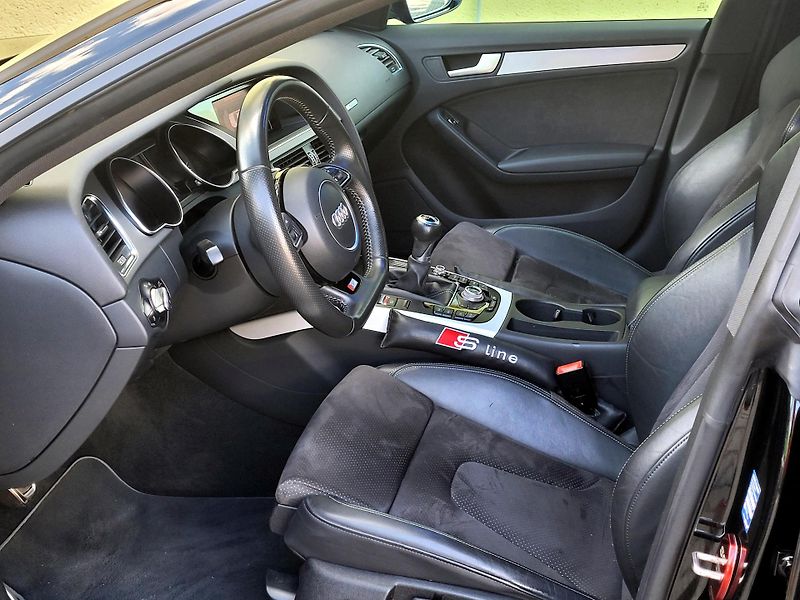 Audi A5 2,0 TFSi S-LINE,SERV.KN.ROZVOD - fotka 31 z 52