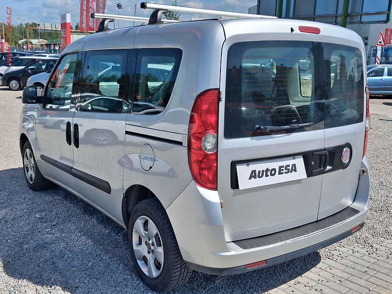 Fiat Dobló (2012) 1.3JTD, 2.maj,ČR - fotka 6 z 17