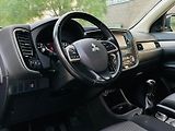 Mitsubishi Outlander 2.0i 1.MAJITEL KAMERA TAŽNÉ - náhled 25
