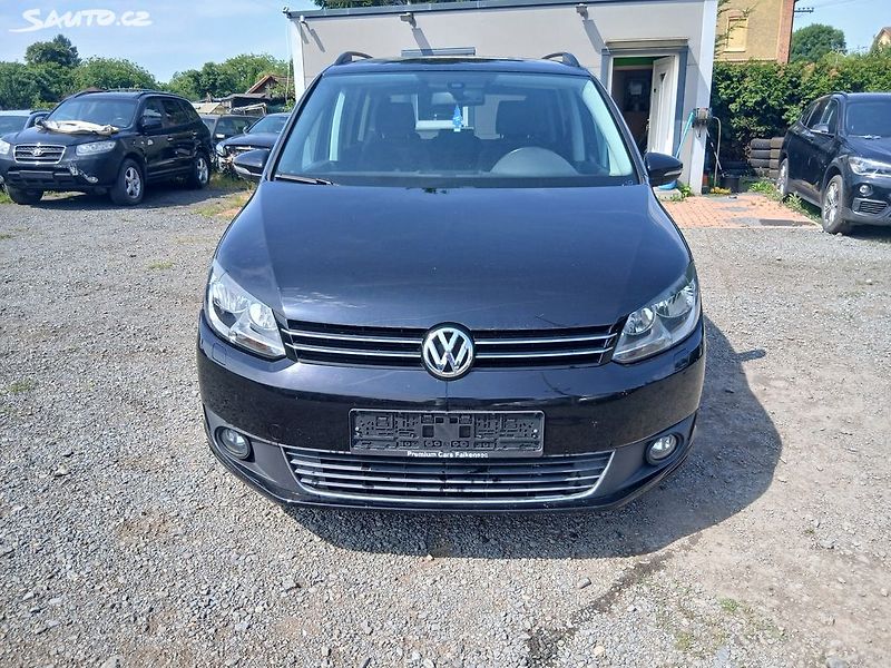 Volkswagen Touran (2012) 1.4 TSI, 7 míst - fotka 3 z 34