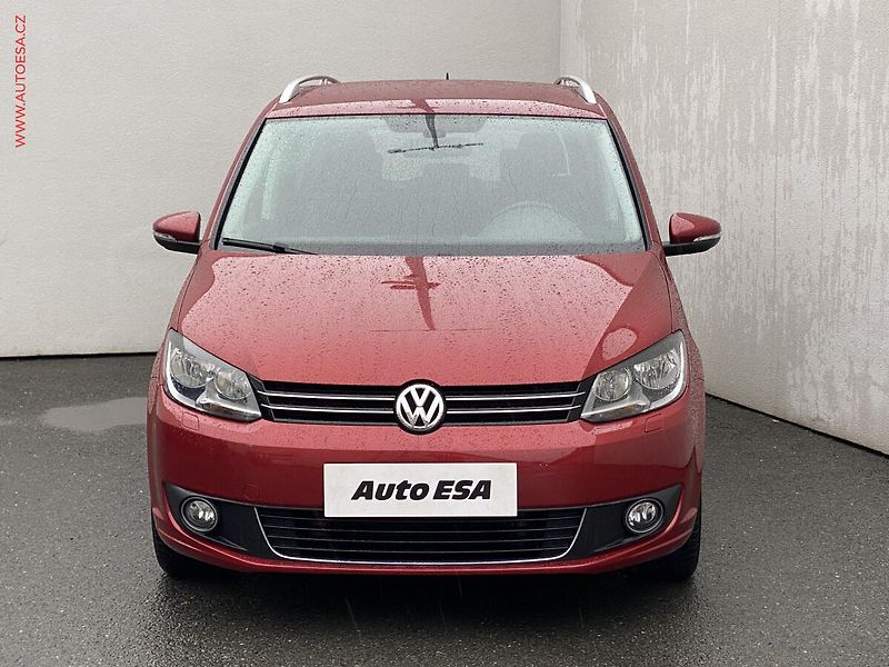 Volkswagen Touran (2011) 1.4 TSi, Highline, výhřev sed - fotka 2 z 17