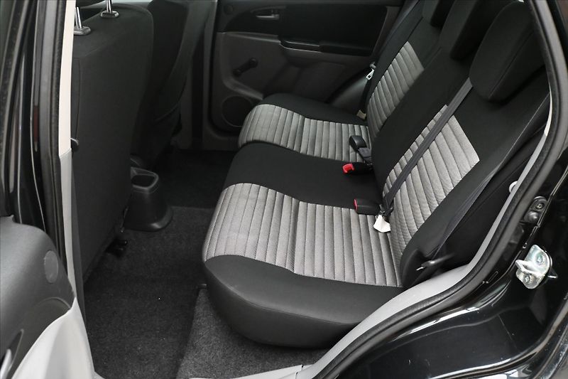 Suzuki SX4 1,6 88kW 4x4 Tažné Nová STK - fotka 14 z 29
