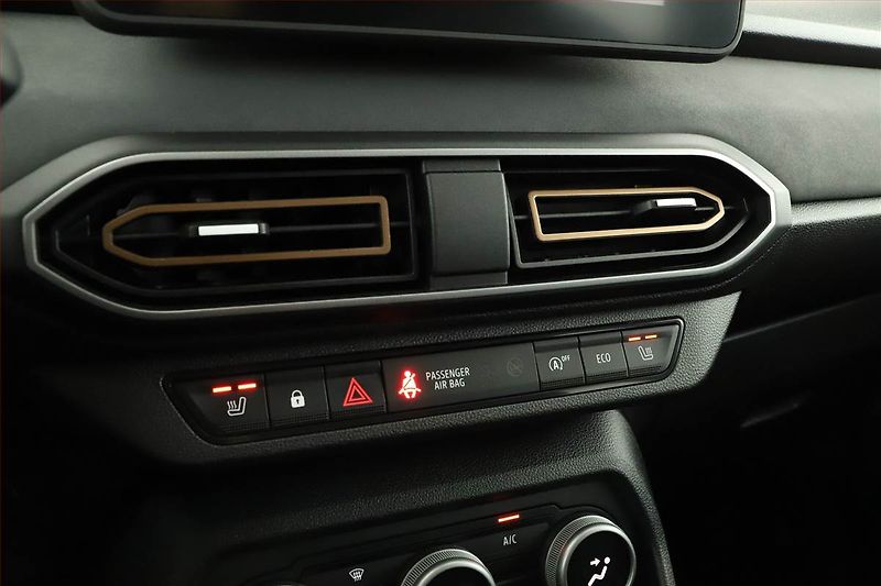 Dacia Jogger (2025) 1.0 TCe, EXTREME, KEYLESS - fotka 12 z 14