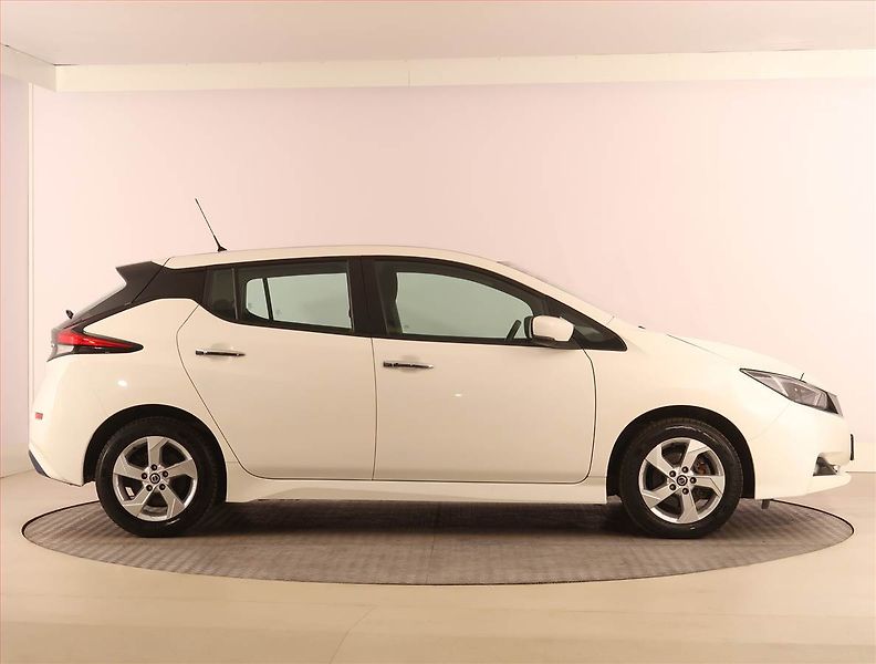 Nissan Leaf (2021) 40 kWh, SoH 91%, Automat - fotka 6 z 24