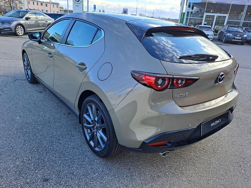 Mazda 3 (2025) 2.5L e-SKYACTIV G 103 kW - fotka 4 z 18