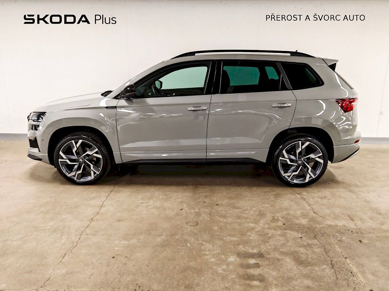 Škoda Karoq (2025) 1.5 TSI 110 kW DSG Sportline - fotka 3 z 32