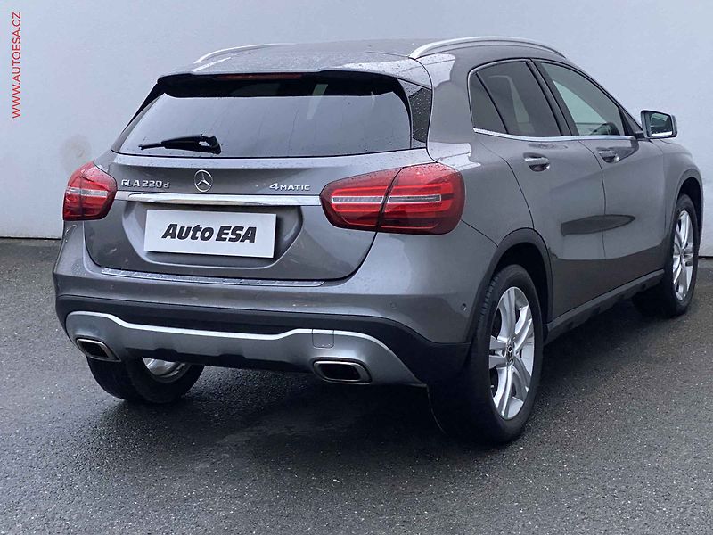 Mercedes-Benz GLA (2018) 2.2 CDi 4Matic, AT, LED - fotka 4 z 22