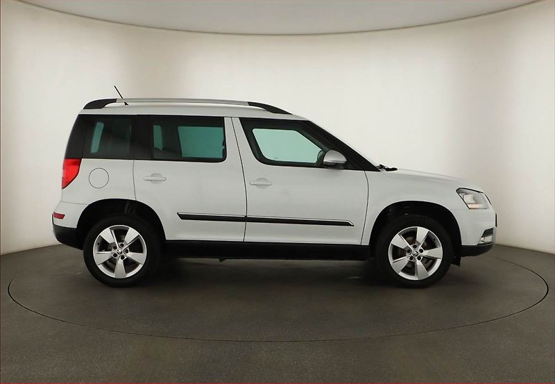 Škoda Yeti (2017) Outdoor 1.4 TSI, Tempomat - fotka 6 z 13
