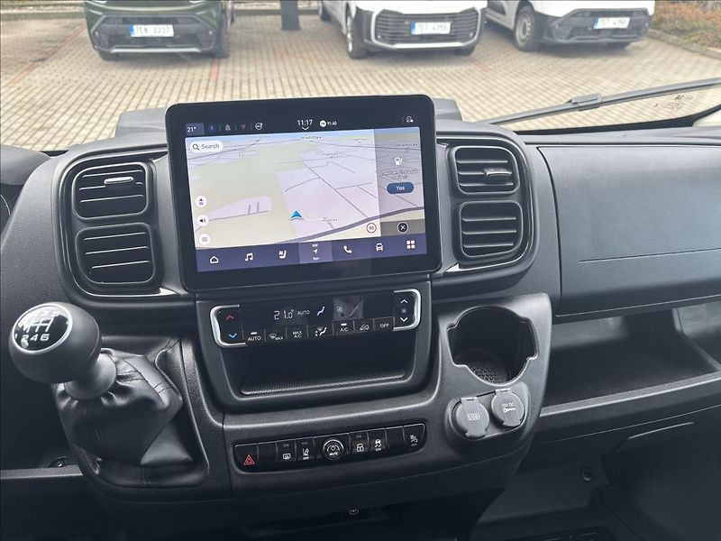 Toyota ProAce 2,2   Active Multimedia 270° - fotka 10 z 10