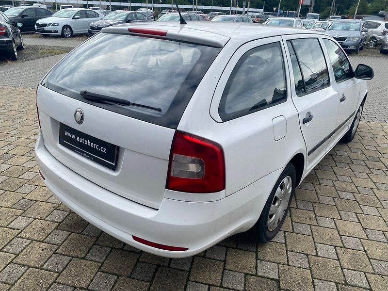 Škoda Octavia (2010) II Kombi 1.6 75kW - fotka 4 z 31