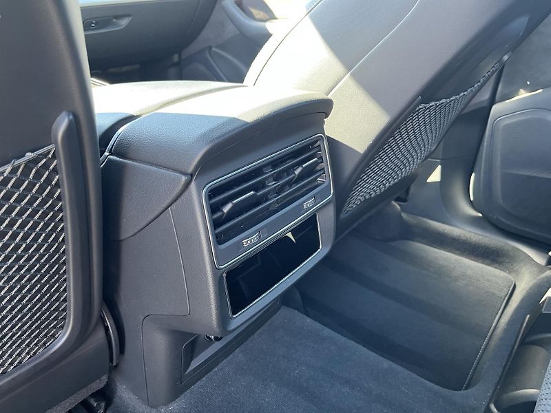 Audi Q7 50TDi quattro S-line - fotka 21 z 24