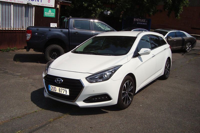 Hyundai i40 (2017) 1.7 CRDi 16V, AUT - fotka 3 z 62