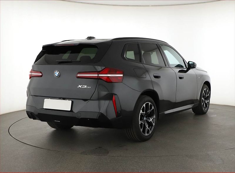 BMW X3 (2025) 20 xDrive, M SPORT, DPH - fotka 5 z 27