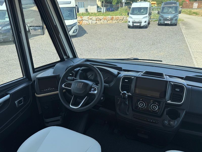 Pilote (2026) G720FGJ Expression - fotka 8 z 37