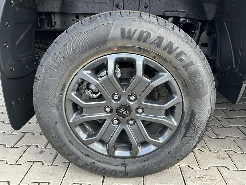 Ford Ranger Wildtrak 2.0 Bi-Turbo 151kW - fotka 4 z 30