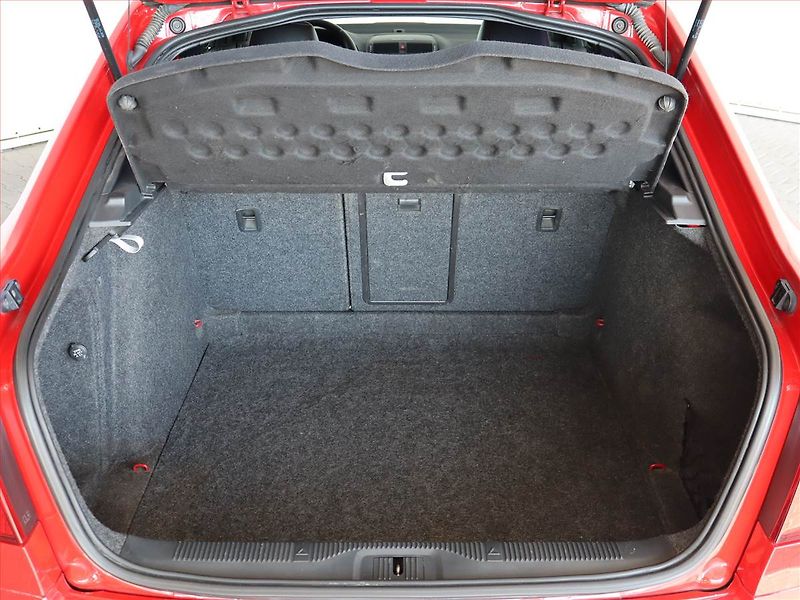 Škoda Octavia (2011) RS 2.0 TDI, Automat - fotka 14 z 20