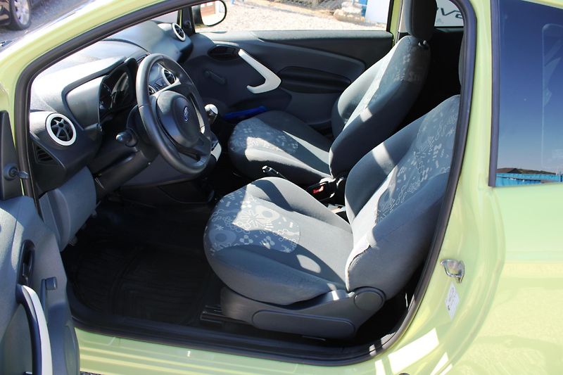 Ford Ka (2009) 1,3i SERVO ABS PC CD AUTORÁDIO - fotka 9 z 15