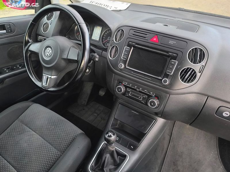Volkswagen Golf Plus 2.0TDI,KRÁSNÝ,VÝBAVA,135KM - fotka 8 z 25