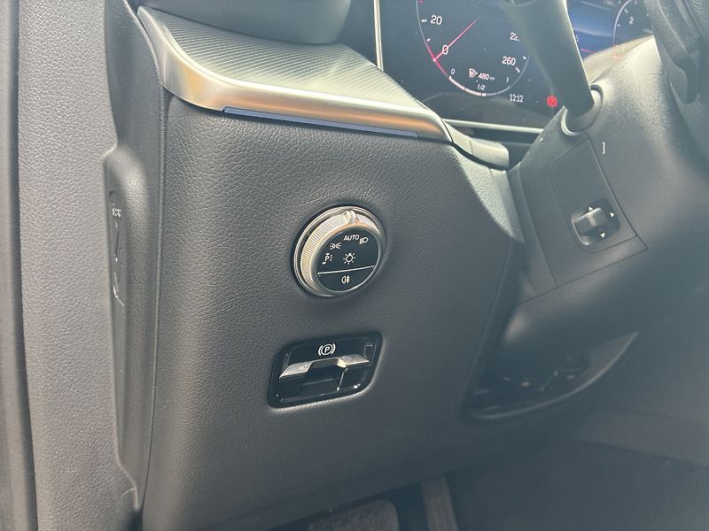 Mercedes-Benz GLC SUV 220d 4MATIC Avantgarde - fotka 12 z 18