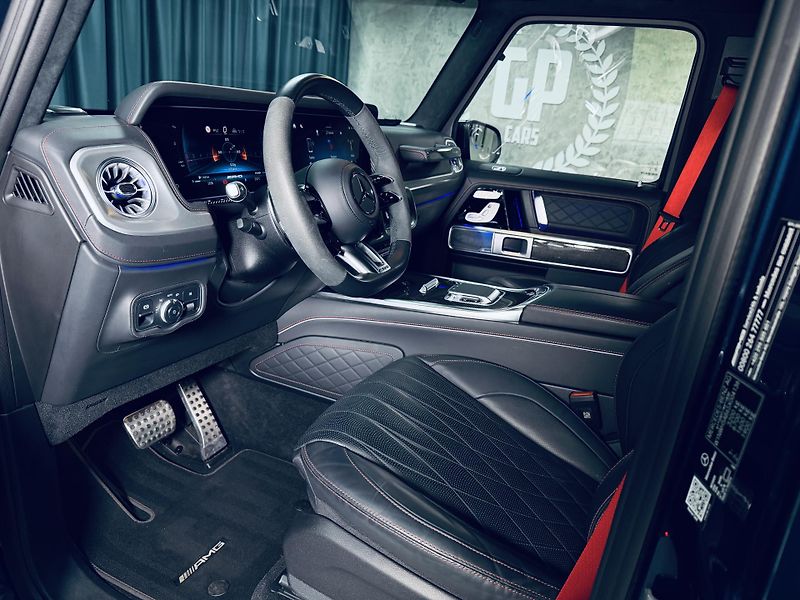 Mercedes-Benz Třídy G (2024) G63 CZ AMG CARBON PERFORMANCE  - fotka 18 z 41