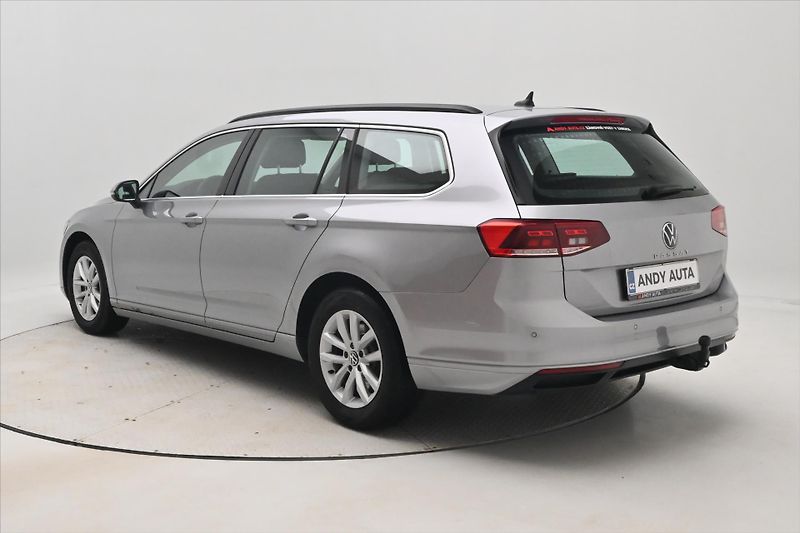 Volkswagen Passat 2,0 TDI 110 kW DSG Business Zá - fotka 7 z 31