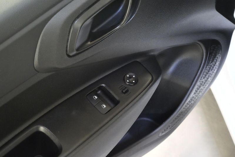 Hyundai i10 - fotka 13 z 26