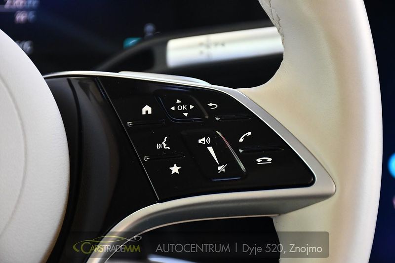 Mercedes-Benz EQS 450 4MATIC AMG HYPERSCREEN - fotka 32 z 63