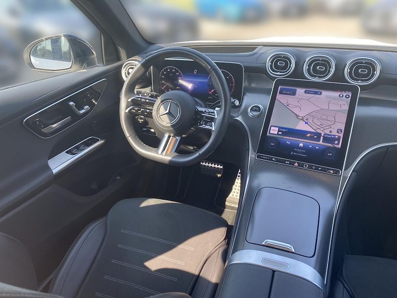 Mercedes-Benz GLC 220d 4M AMG PANORAMA - fotka 10 z 25