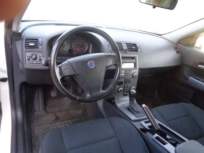 Volvo C30 1,6 LPG - fotka 8 z 11