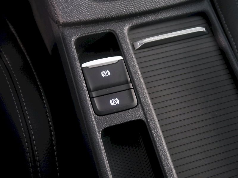 Škoda Octavia (2025) EXCLUSIVE 1.5TSI 110KW CANTON - fotka 37 z 46