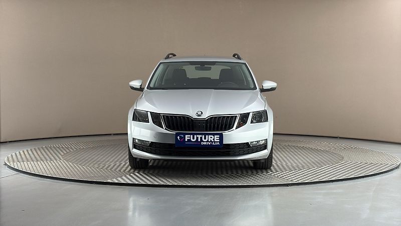 Škoda Octavia 1.5 TSI G-Tec DSG Ambition Com - fotka 3 z 23
