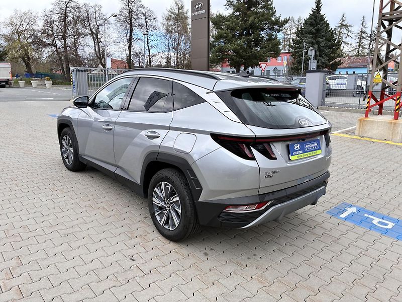 Hyundai Tucson 1.6CRD 85kW REZERVACE - fotka 5 z 31