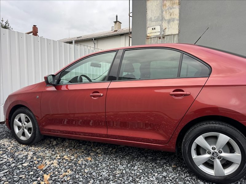 Škoda Rapid 1,2 TSI,63kW,tažné,1.maj.,ČR - fotka 18 z 50