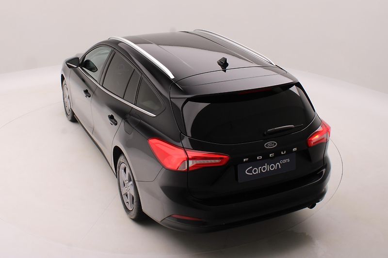 Ford Focus 1.5 ECOBOOST TITANIUM AUT - fotka 17 z 40