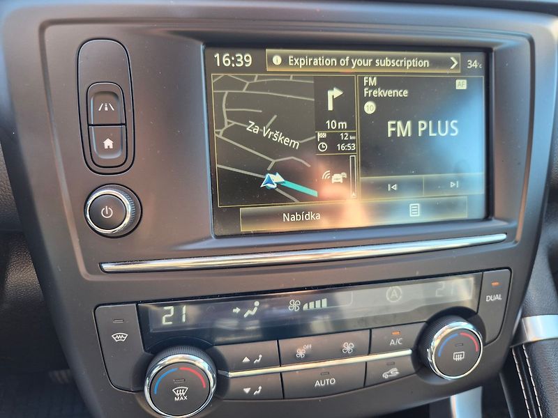 Renault Kadjar 1.2Tce 96kW, perfektní stav - fotka 12 z 20