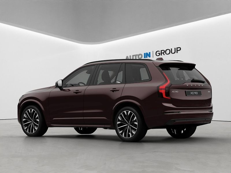 Volvo XC90 (2026) B5 AWD Mild Hybrid Plus Dark - fotka 4 z 8