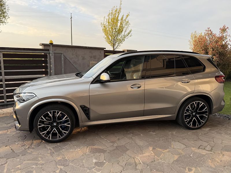 BMW X5 (2021) M, Akrapovič, nové brzdy, PPF - fotka 2 z 28
