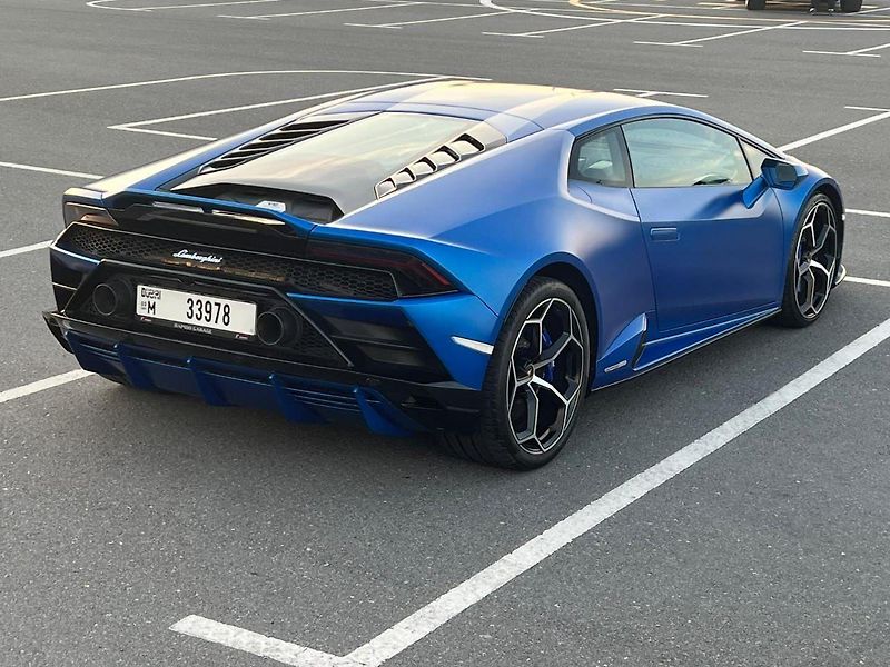 Lamborghini Huracán (2021) EVO 4x4 MATNÁ - fotka 2 z 6