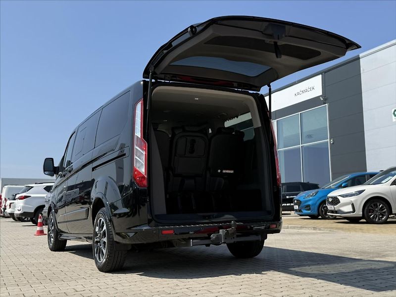Ford Tourneo Custom 2,0 136kW Sport L1 Webasto - fotka 12 z 29