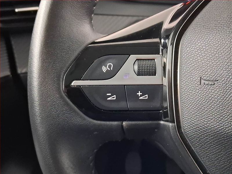 Peugeot 208 (2022) 1.2 PureTech, Serv.kniha - fotka 14 z 16