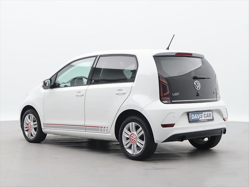 Volkswagen up! 1,0 TSI 66kW Beats CZ - fotka 4 z 26
