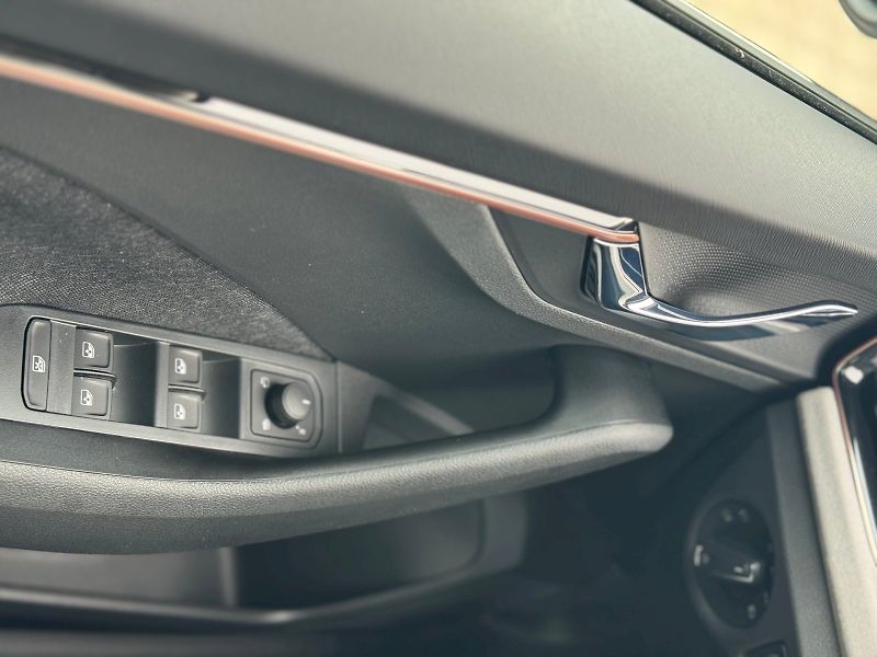 Škoda Kamiq (2025) Top Selection 1.0 TSI 85 kW - fotka 21 z 25