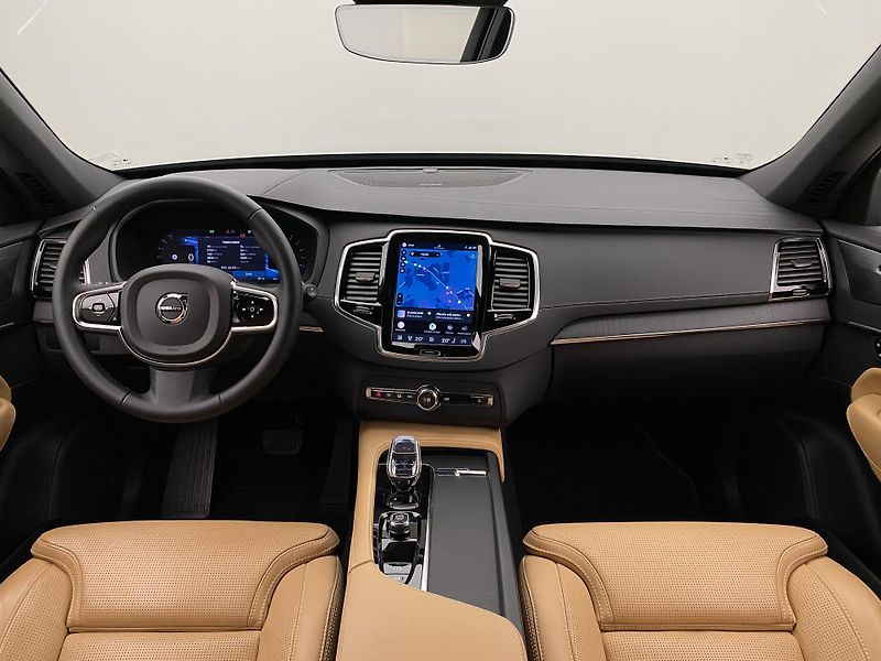Volvo XC90 B5 AWD BRIGHT PLUS AUT CZ - fotka 2 z 63